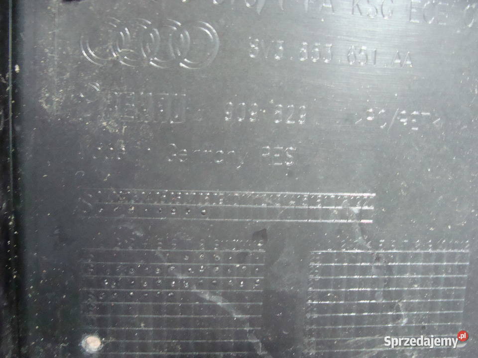 AUDI A3 LIFT GRILL ATRAPA CHŁODNICY 8V3853651AA Goleniów