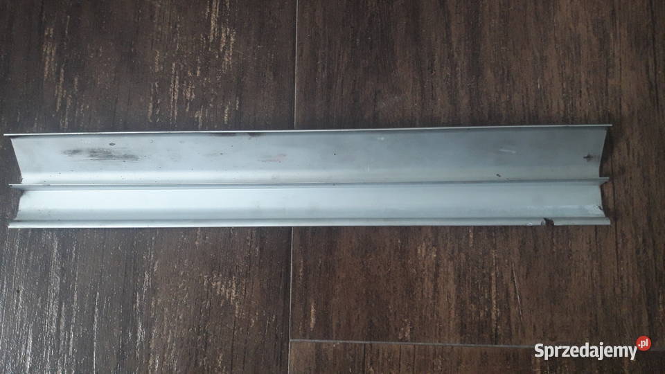 Aluminiowa pokrywa wtryskiwaczy volvo850 lubelskie Puławy sprzedam