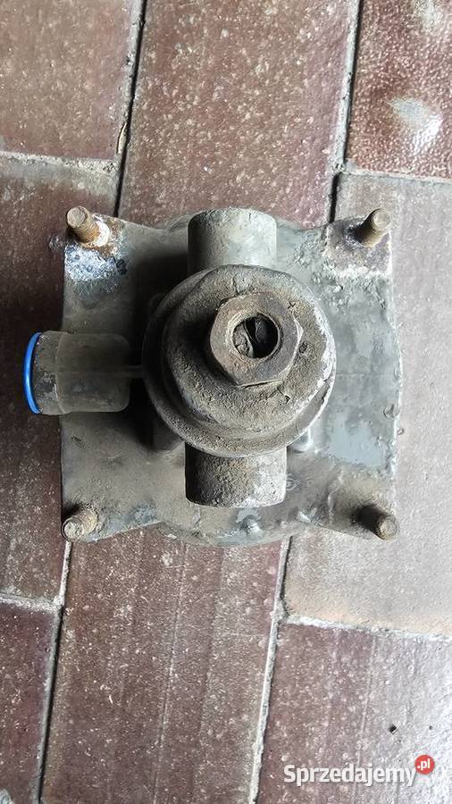 Zawór pneumatyczny układuhamulcowego STAR ciężarowe Łódź