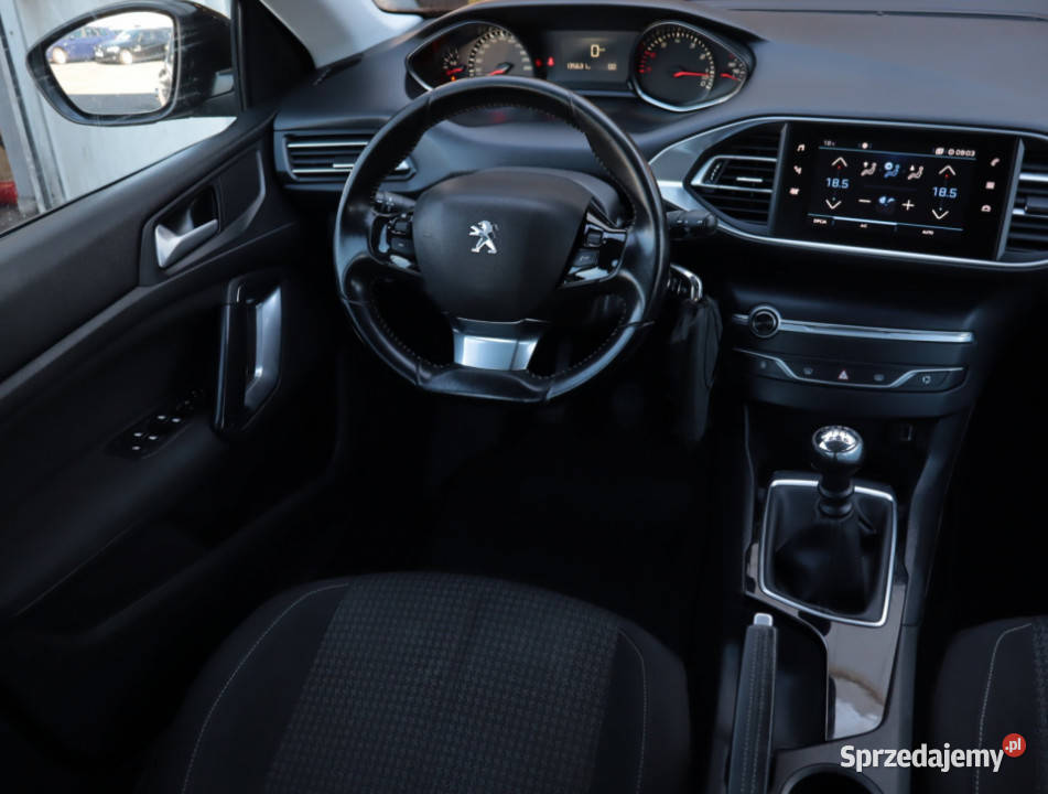 Peugeot 308 12 PureTech czujnik parkowania Lublin