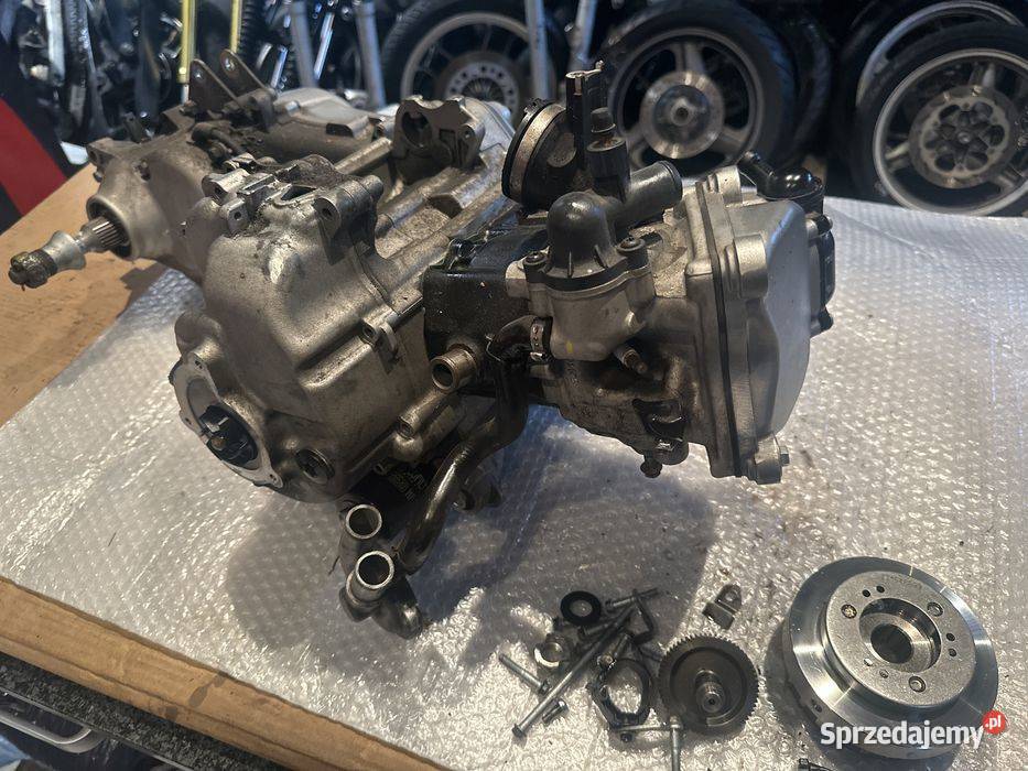 VESPA 125 GT GTS Silnik Kompletny głowica Poznań