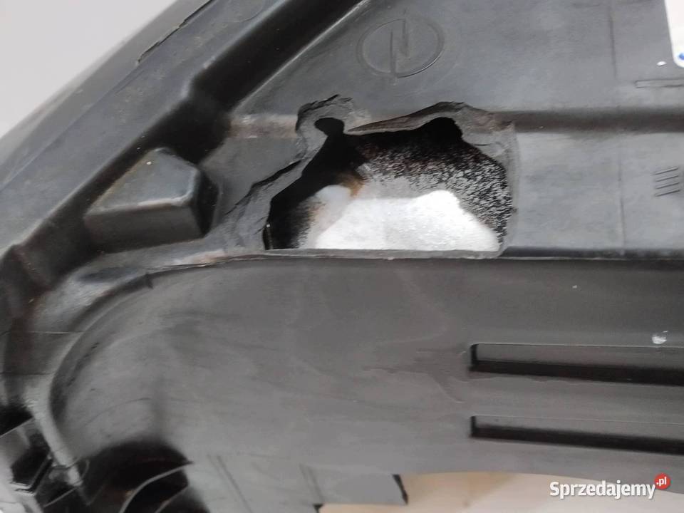LAMPA PRZÓD PRAWA EU USZKODZONA 9829465380 Opel świętokrzyskie