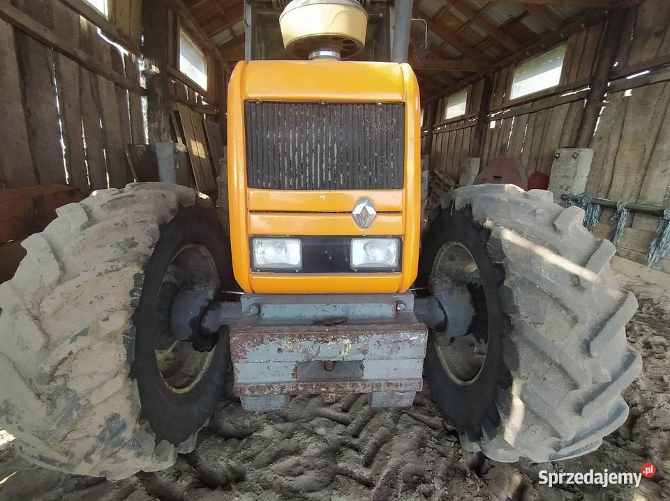 Ciągnik renault WOM 540/1000 obr. Kalisz