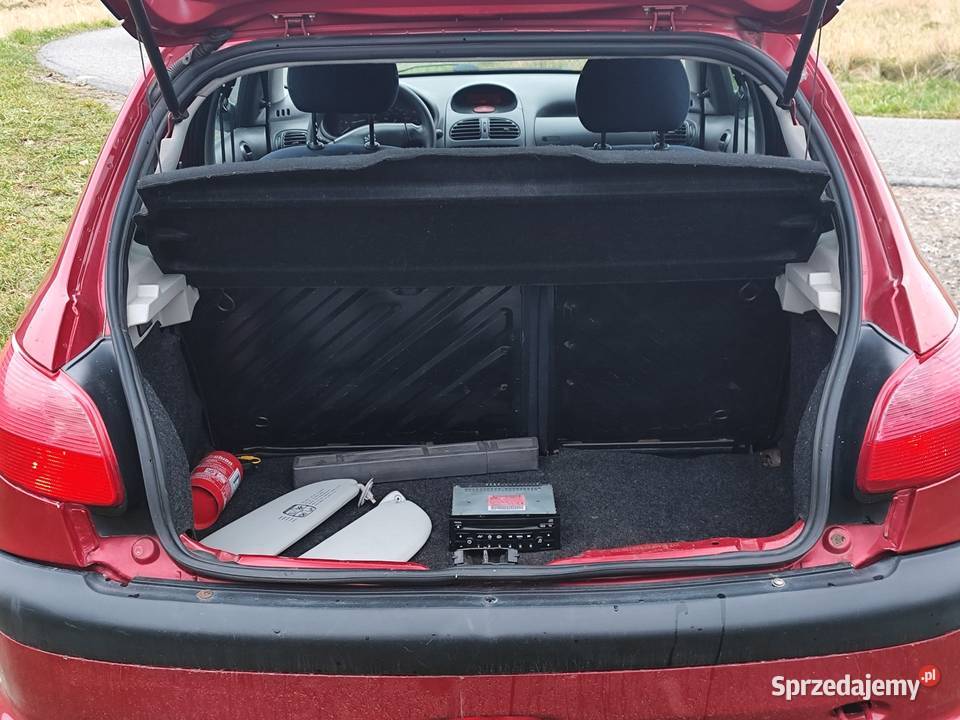 Peugeot 206 11 Rok produkcji 2003 Zabratówka sprzedam