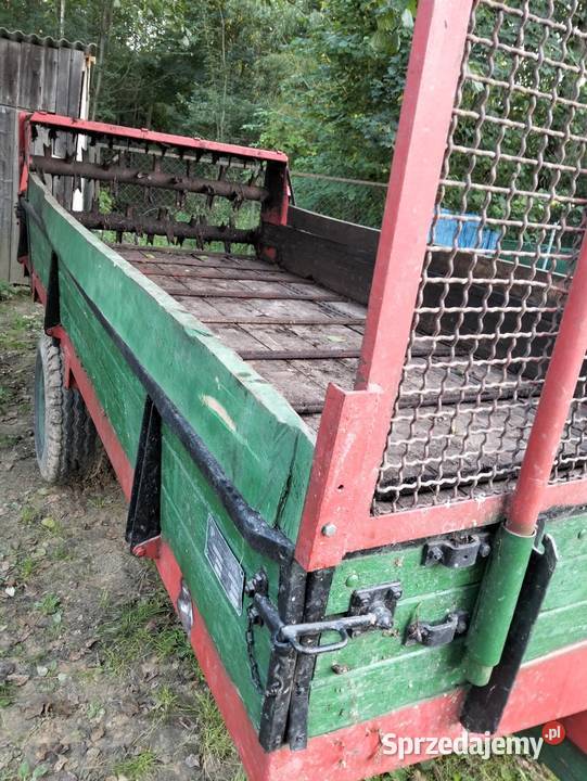 Rozrzutnik obornika Rozrzutniki obornika Huta Koszary