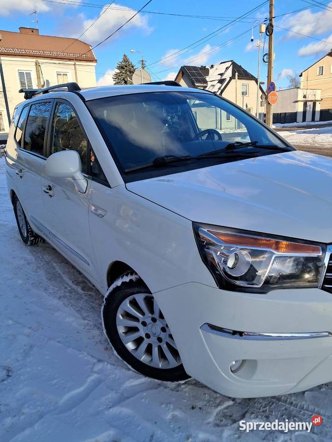 Sprzedam wygodnego 7 osobowego Suva manualna mazowieckie