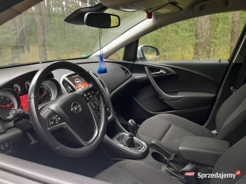 Opel Astra J 16d 136 2014r Zarejestrowany 141 ABS wielkopolskie Szamotuły sprzedam