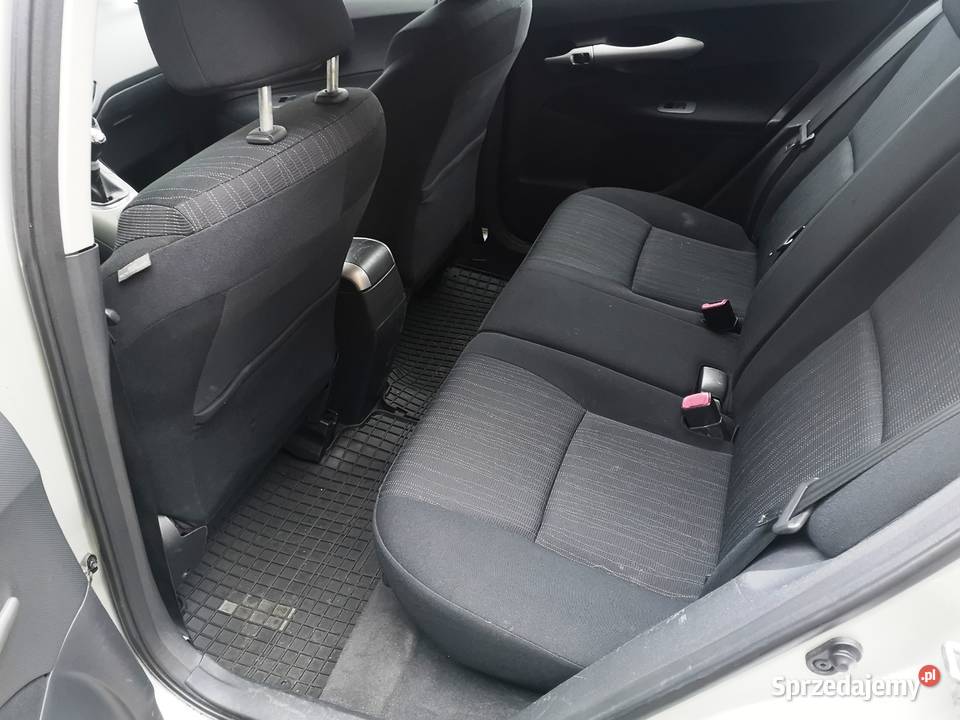 Toyota Auris 16 Sol 2007 Rok produkcji 2007 Kiernozia