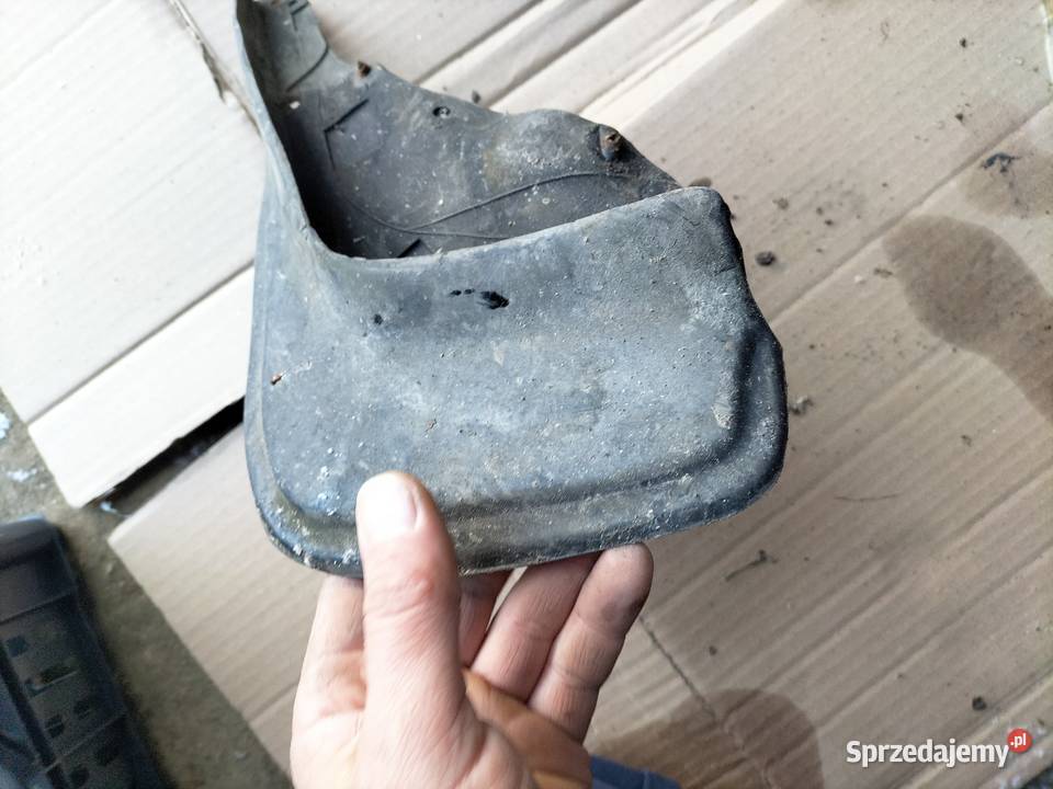 GOLF 2 JETTA 2 CHLAPACZ LEWY Kamień-Kolonia