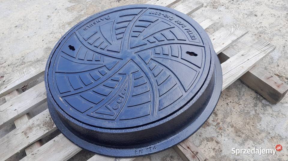 właz żeliwny fi 600 D400 Szałsza