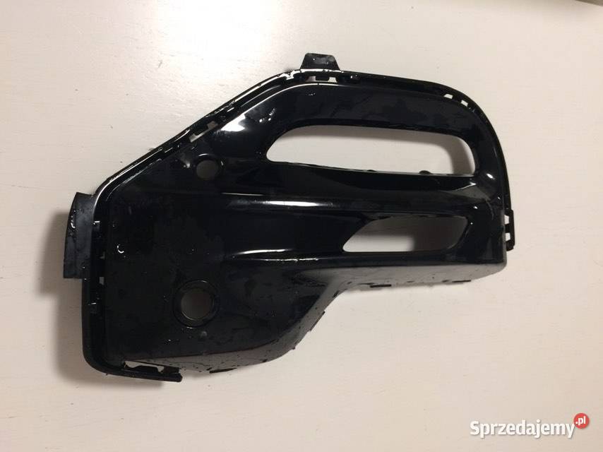 BMW X5 G05 18 ramka kratka zderzaka lewa Karoseria