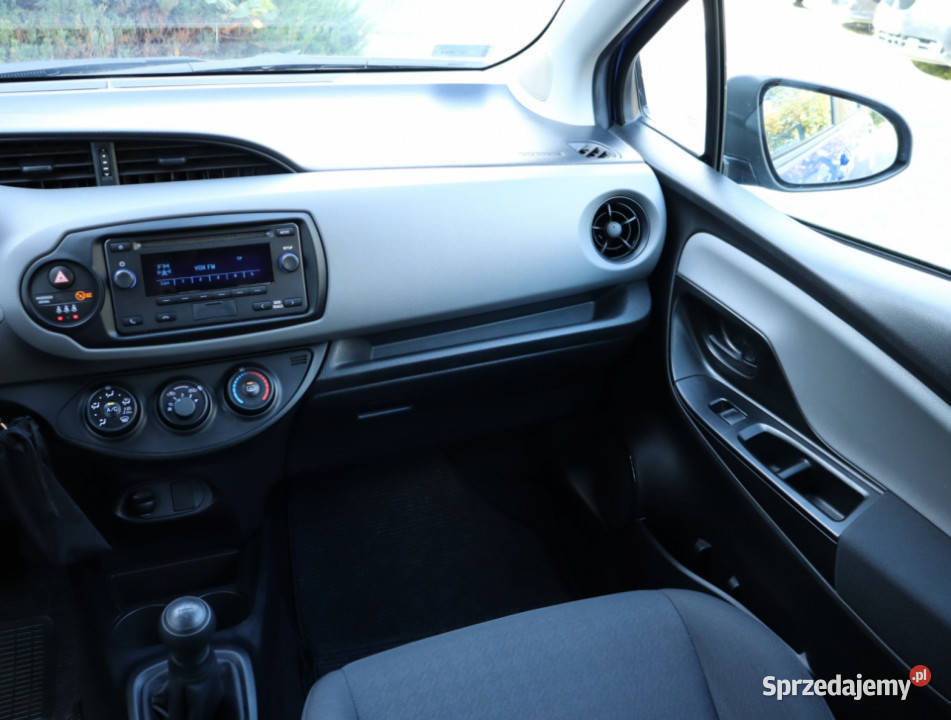 Toyota Yaris 10 VVTi 61080km Piaseczno sprzedam