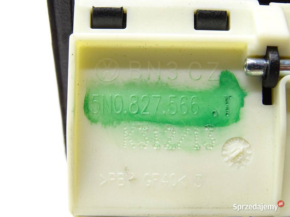 KLAMKA KLAPY BAGAŻNIKA MIKROSTYK TYŁ TYLNY