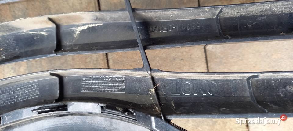 TOYOTA VERSO 0913r Atrapa chrom grill Brzozów