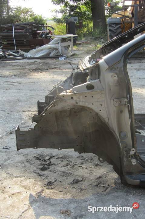 ĆWIARTKA PODŁUŻNICA LEWY PRZÓD 209 TOYOTA YARIS Zestawy części blacharskich lubelskie