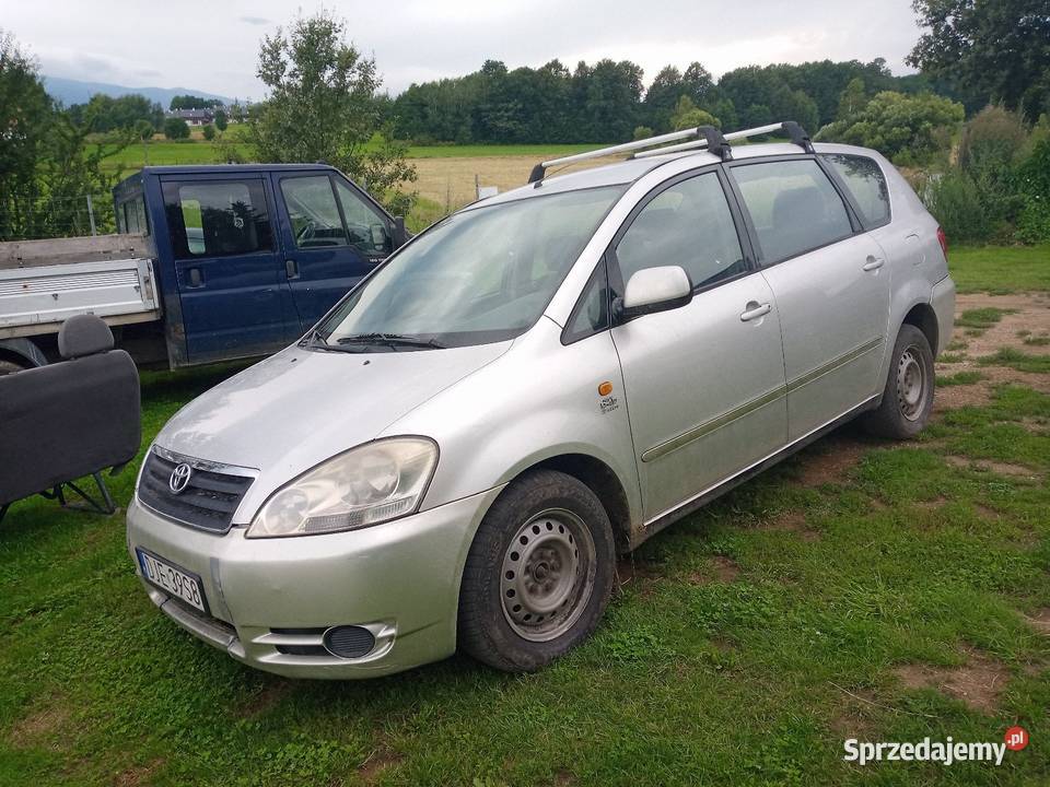Toyota Avensis Verso 20 dtd 7 osobowa