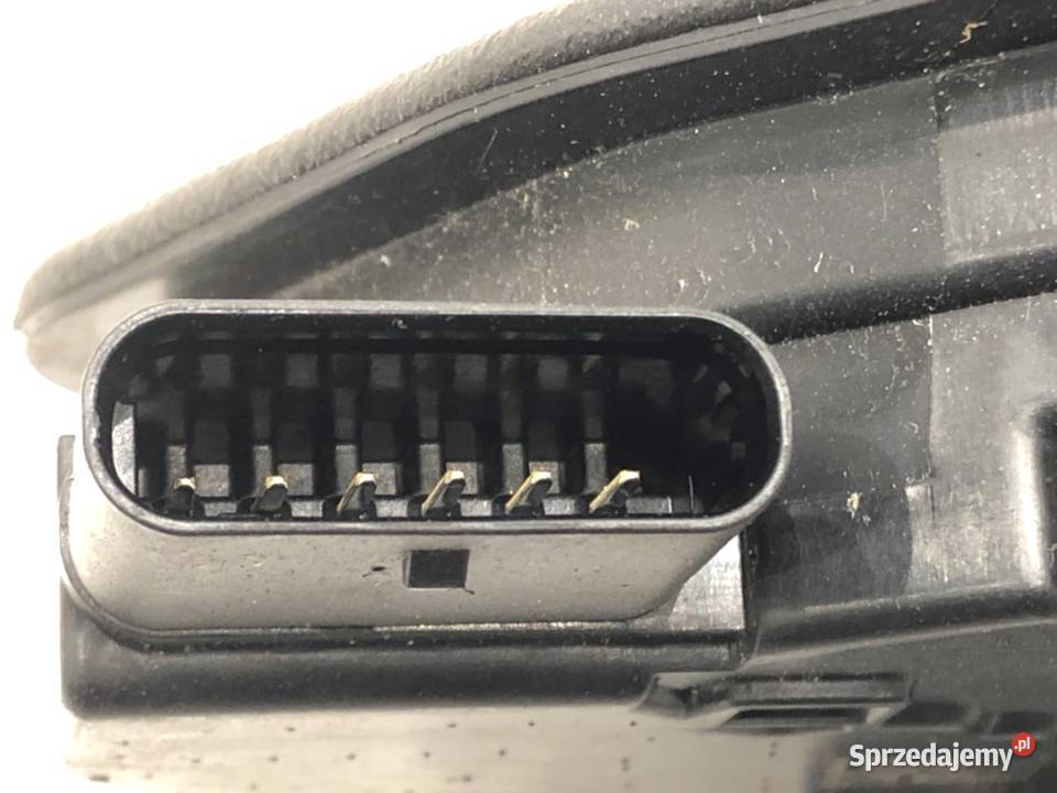 ZAMEK DRZWI PRAWY PRZÓD BMW G21 Kombi 7445052