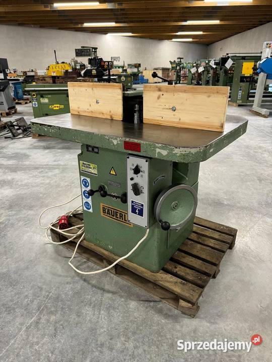Frezarka dolnowrzecionowa BAUERLE Kalwaria Zebrzydowska sprzedam