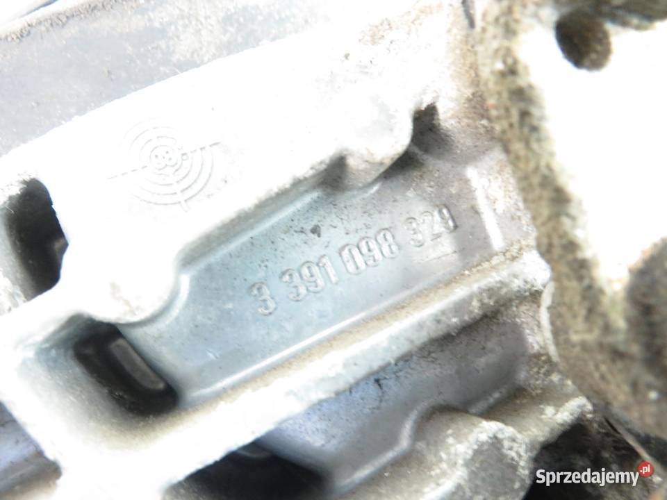 MECHANIZM WYCIERACZEK MERCEDES CLK C208