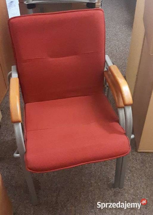 Krzesła czerwono bordowe biurka