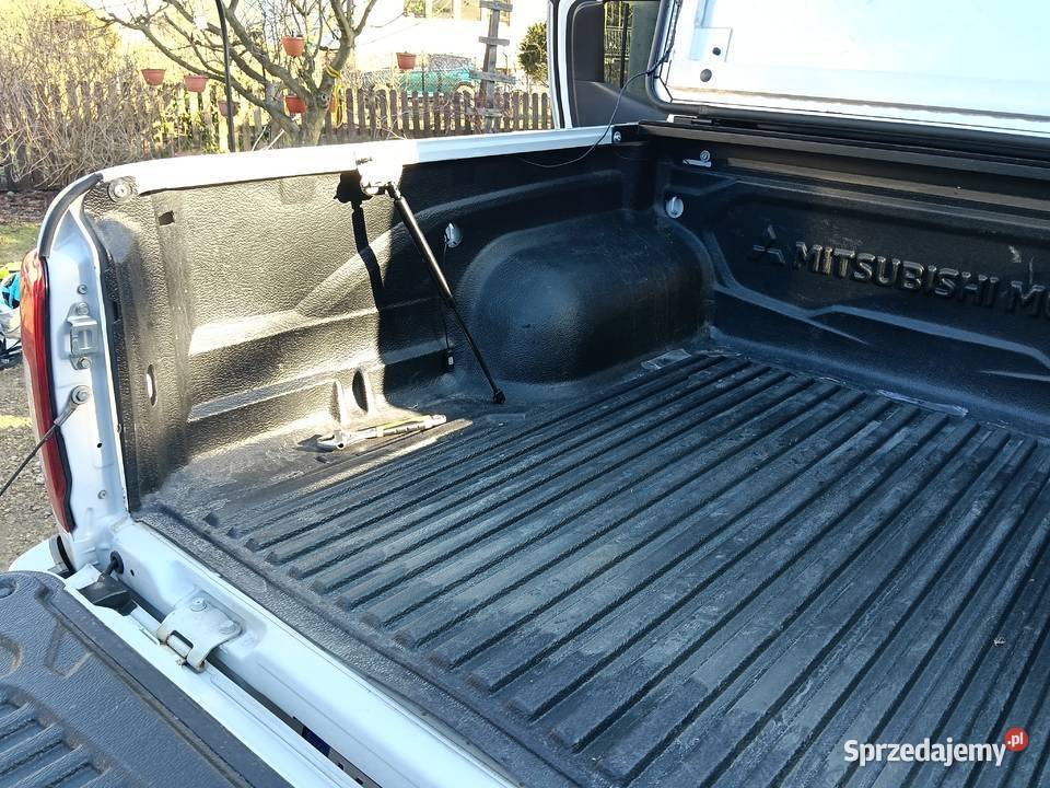 Mitsubishi L200 automatyczna Liszki