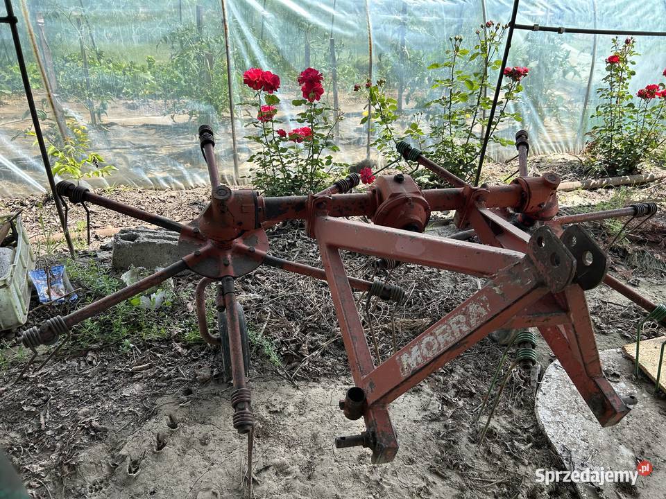 Sprzedam przewracarkę Zgrabiarki i przetrząsacze małopolskie Klimontów