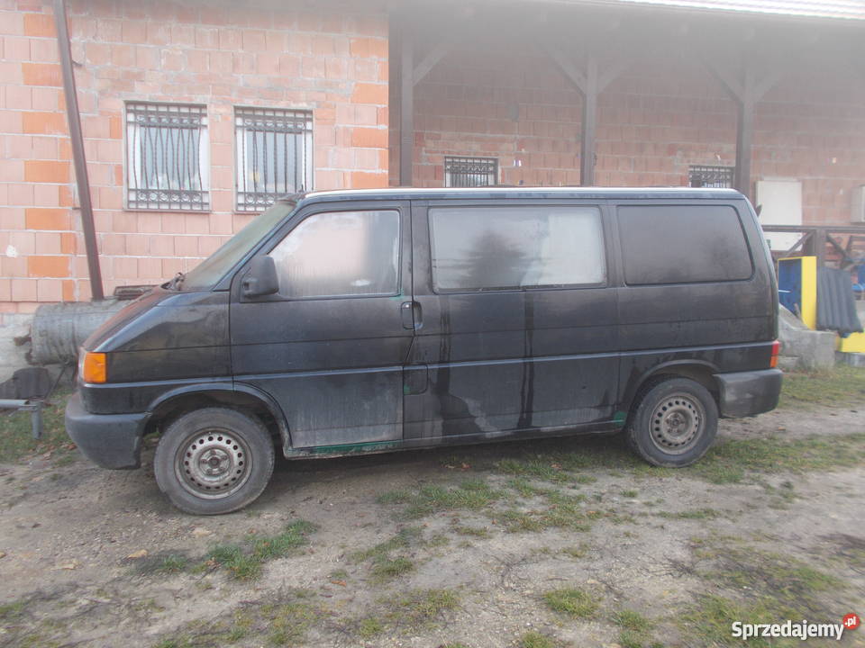 volkswagen t4 uszkodzony silnik 900kg Piekoszów
