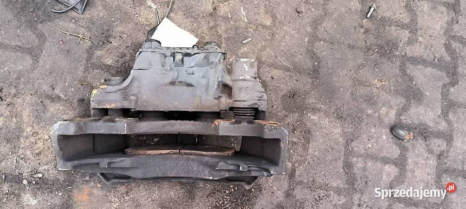 ZACISK HAMULCOWY PRZÓD PRAWY MAN TGX 18440