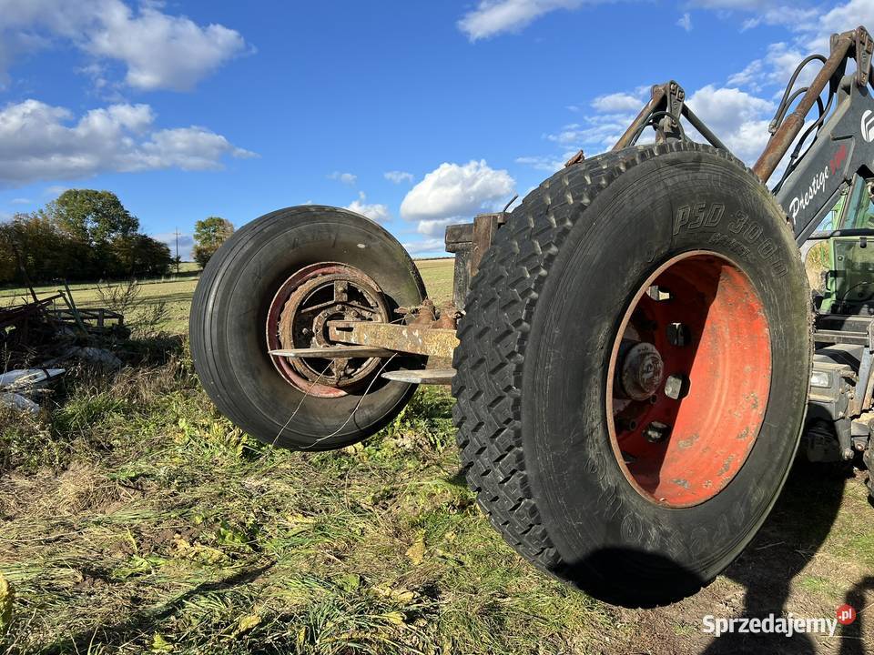 Oś z hamulcami rozsiewaczbeczka