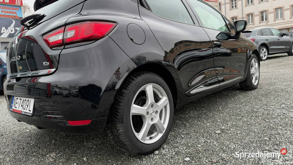 Renault Clio Benzyna Zarejestrowany Ubezpieczony isofix sprzedam