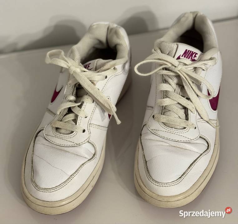 Nike sneakersy białe z różowym logo rozmiar 385 mazowieckie Pruszków