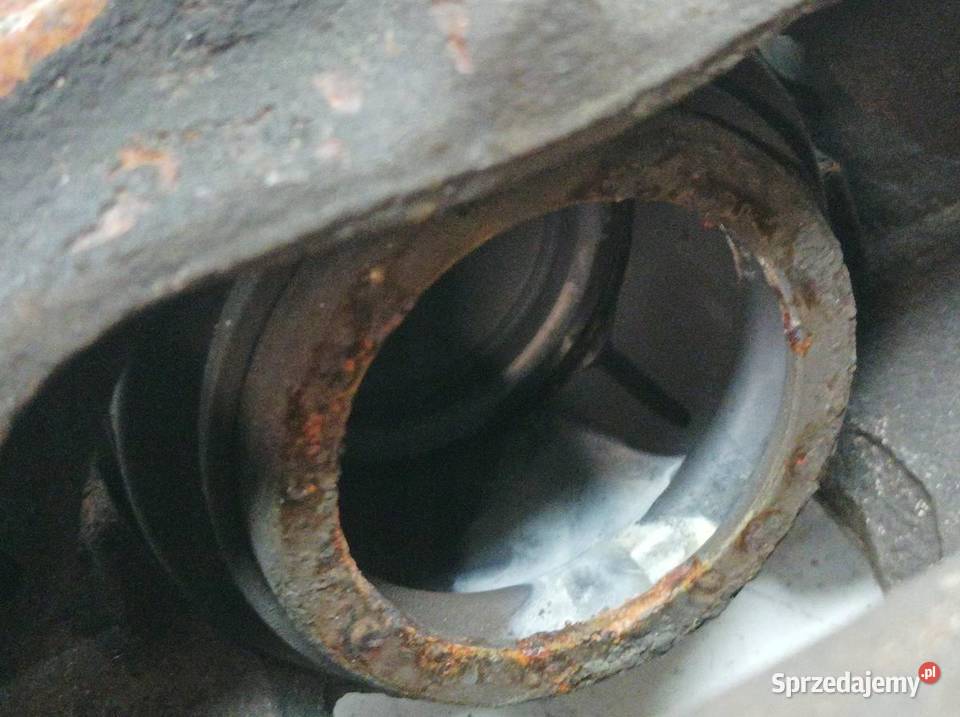 ZACISK HAMULCOWY PRAWY LEWY PRZÓD 20 D Volvo V60 osobowe sprzedam