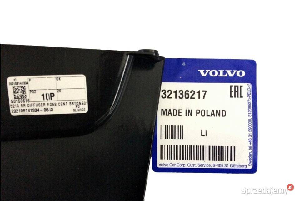 VOLVO XC60 II listwa nakladka srodek dyfuzora Gadgety motoryzacyjne