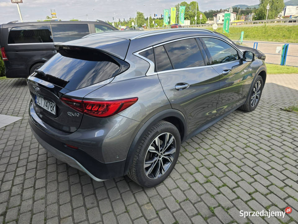 Infiniti QX30 Bezwypoadkowy 100 oryginał pełny relingi dachowe Motoryzacja