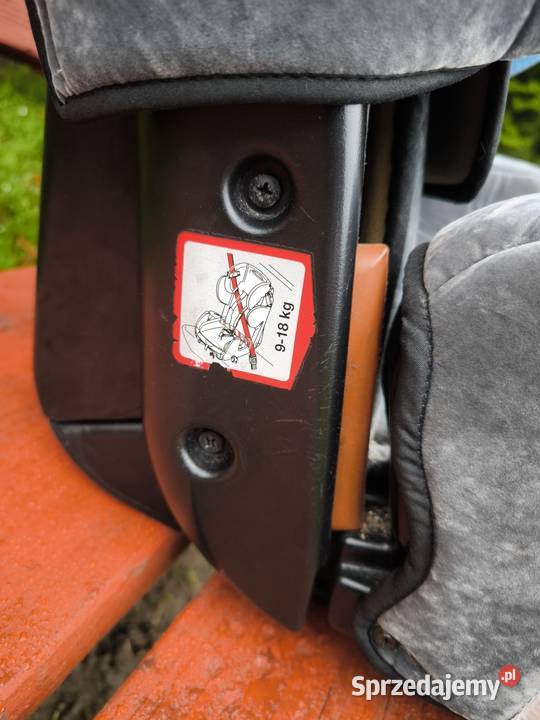 Fotelik samochodowy Recaro Young sport 936 Ulów