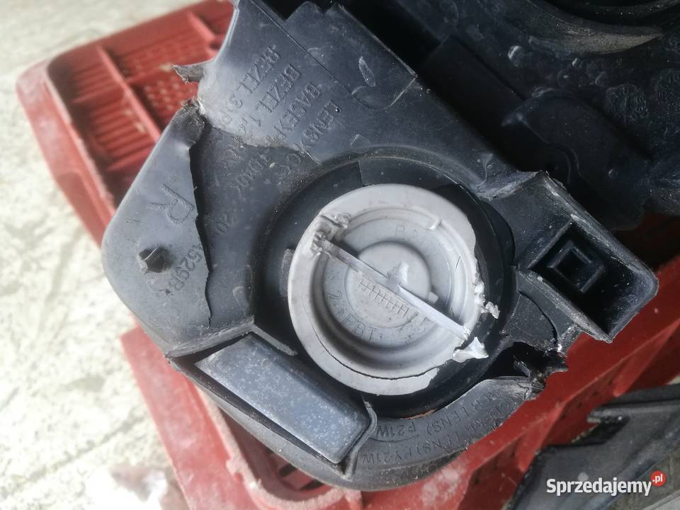 Reflektor Audi A4 B7 prawy TYC 20 a529 Biłgoraj