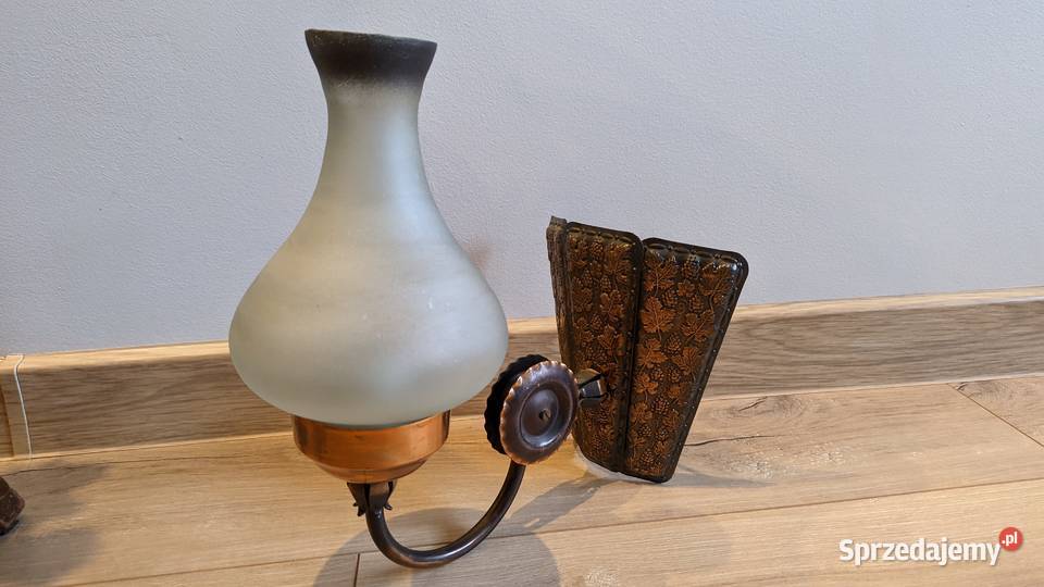 Kinkiet ręcznie robiony barwy miedzianej Kinkiety