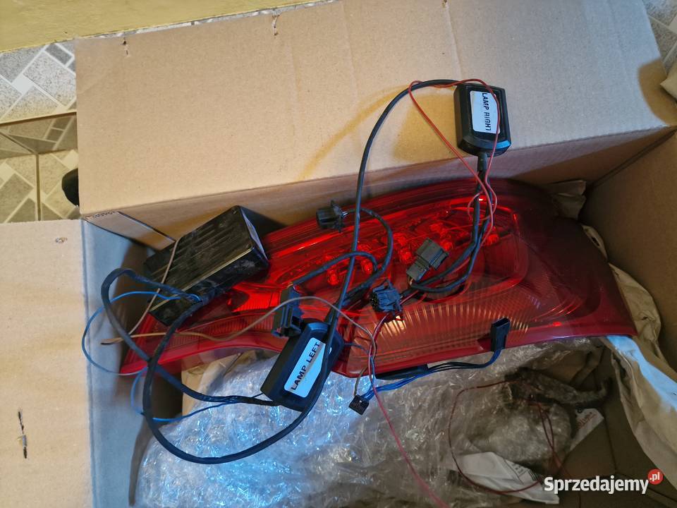 Lampy tył audi q7 4l fl instalacja do przed fl Skoczów