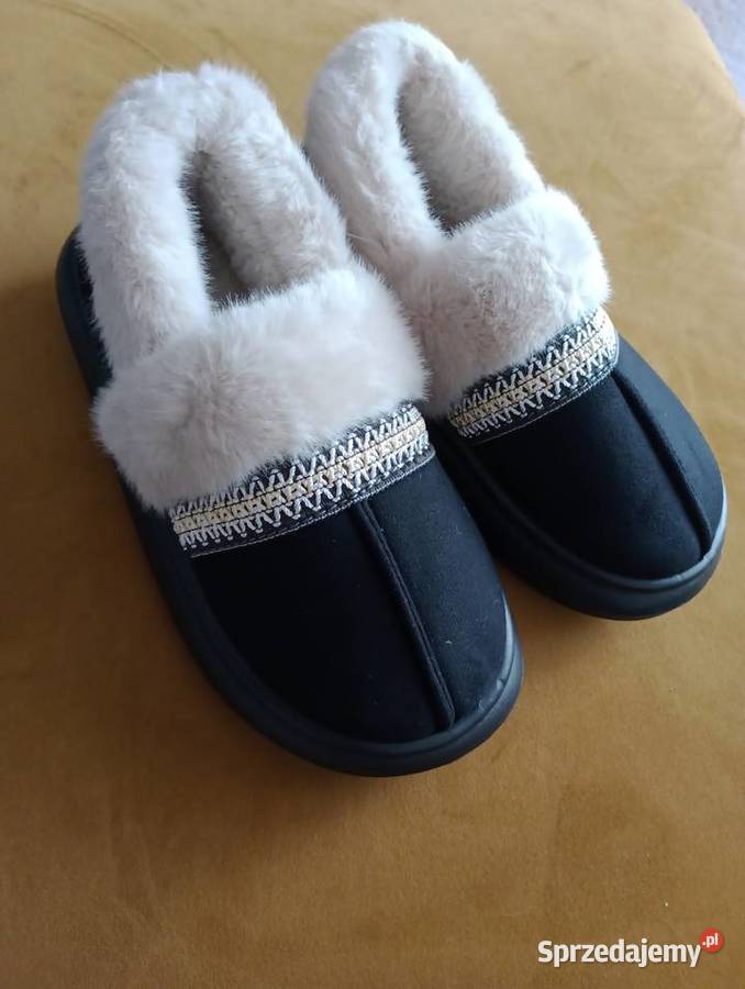 Kapcie damskie rozmiar 37 Sandały i klapki Malbork