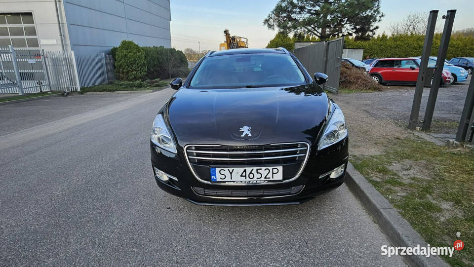 Peugeot 508 SW Peugeot 508 SW kombi czarny na Peugeot