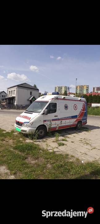 Karetka ambulans mercedes Starachowice