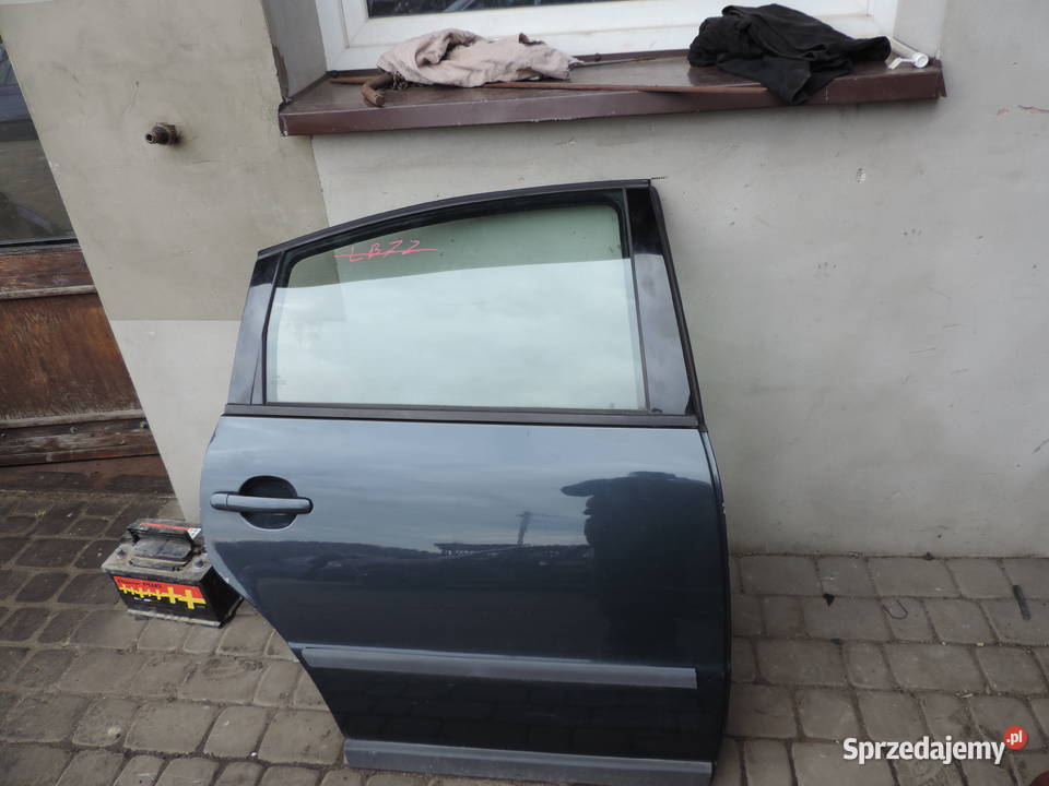 VW PASSAT B5 SEDAN DRZWI PRAWY TYŁ małopolskie