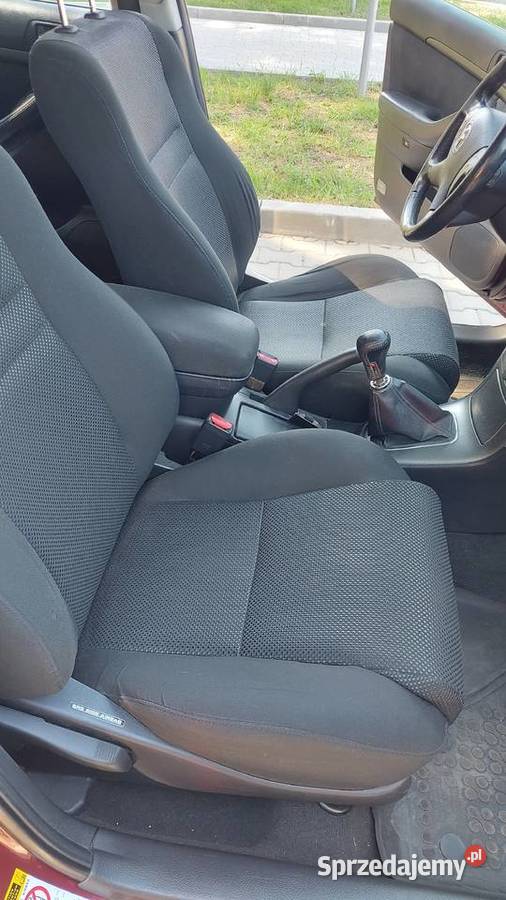 Toyota Avensis 2004 20 benzyna Kutno