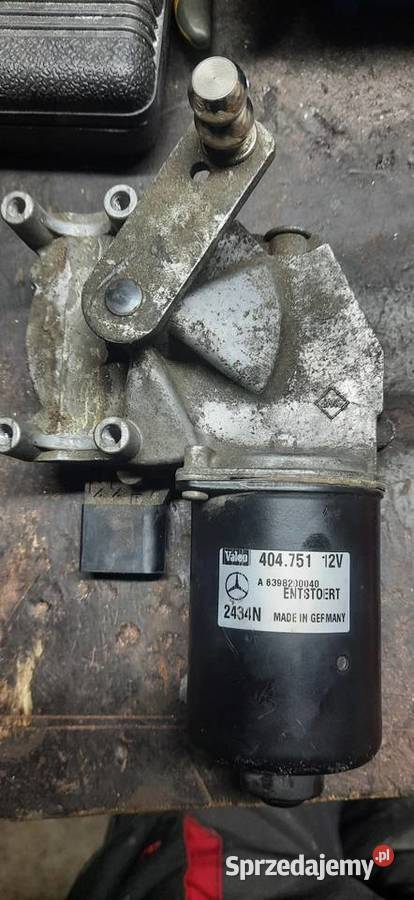 Silniczek wycieraczek Vito Viano