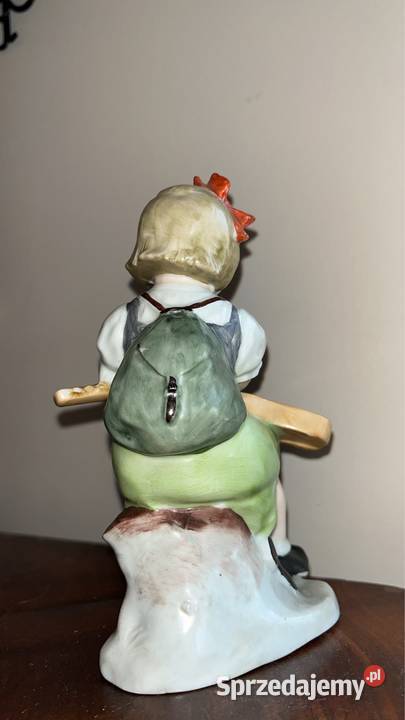 Śliczna Figurka dziewczynki z gitarą Bez Gdańsk