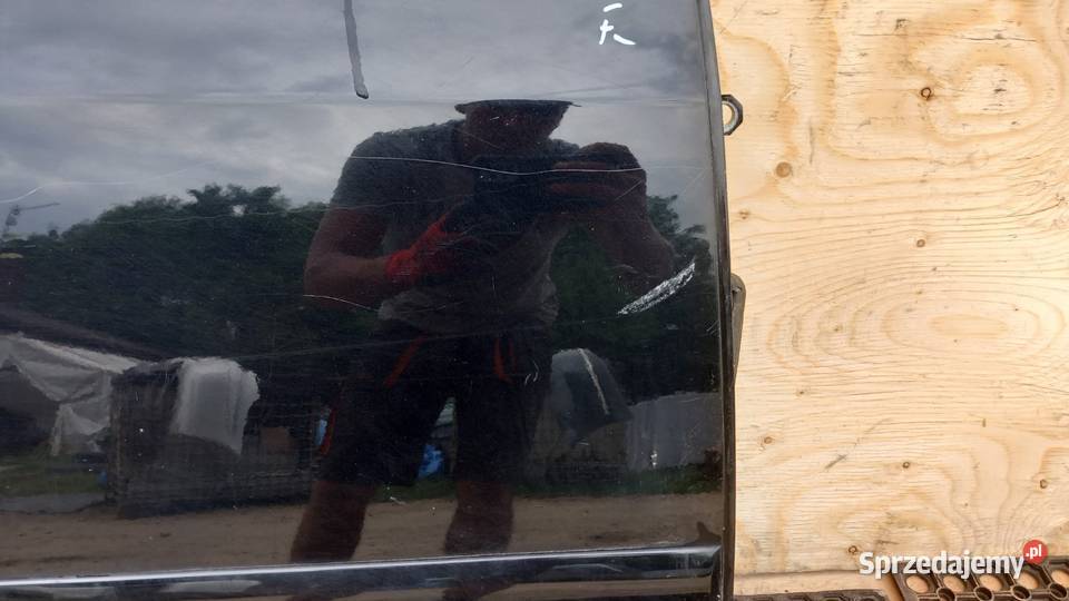 VW TOURAN I DRZWI TYŁ PRAWY LC9Z Zbierkowo sprzedam