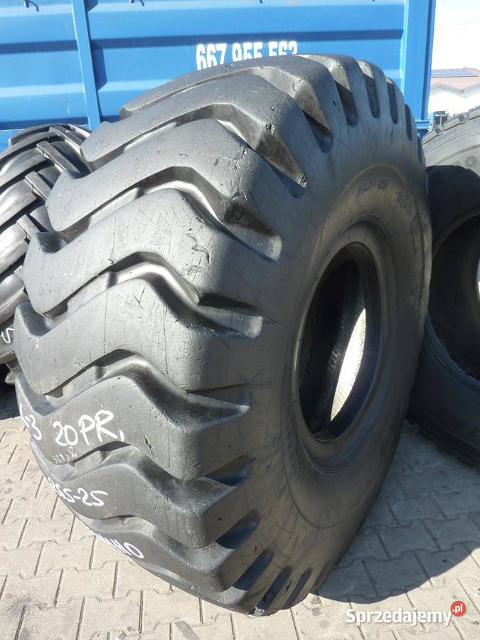 Opona używana przemysłowa 26525 265R25 KUMHO Zaścianki