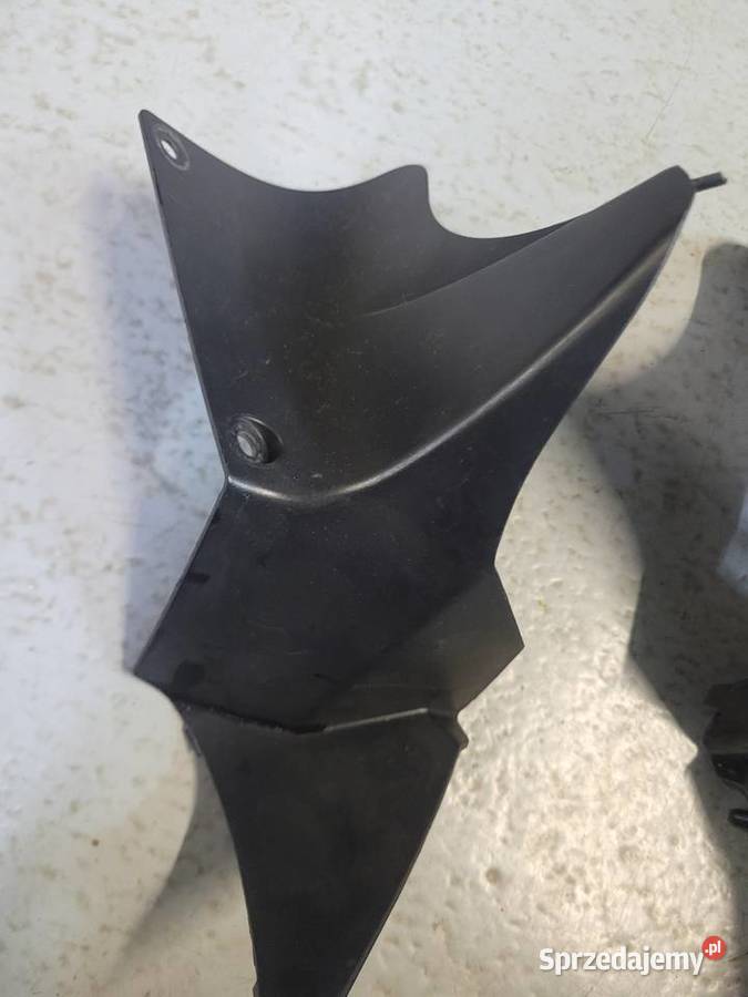 Honda VFR 1200 F wypełnienie czaszy plastik wielkopolskie Nowy Tomyśl