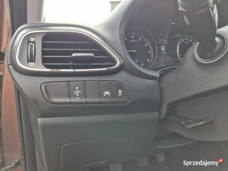 Hyundai i30 III 2017 1353cm3