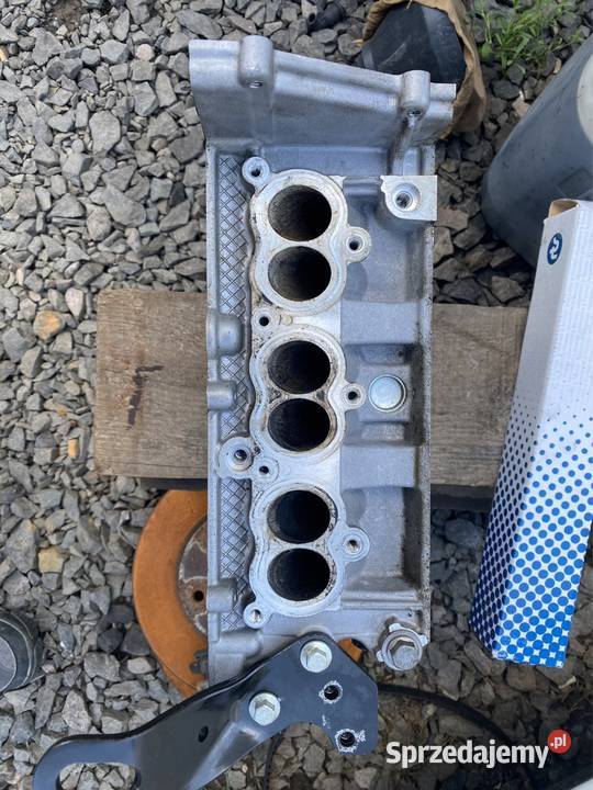 Głowica 10 ecoboost osobowe sprzedam